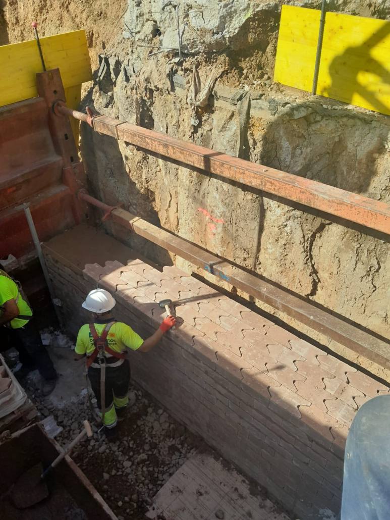 ab7910e4-4cfb-48c7-9b04-de974d1b5dd8